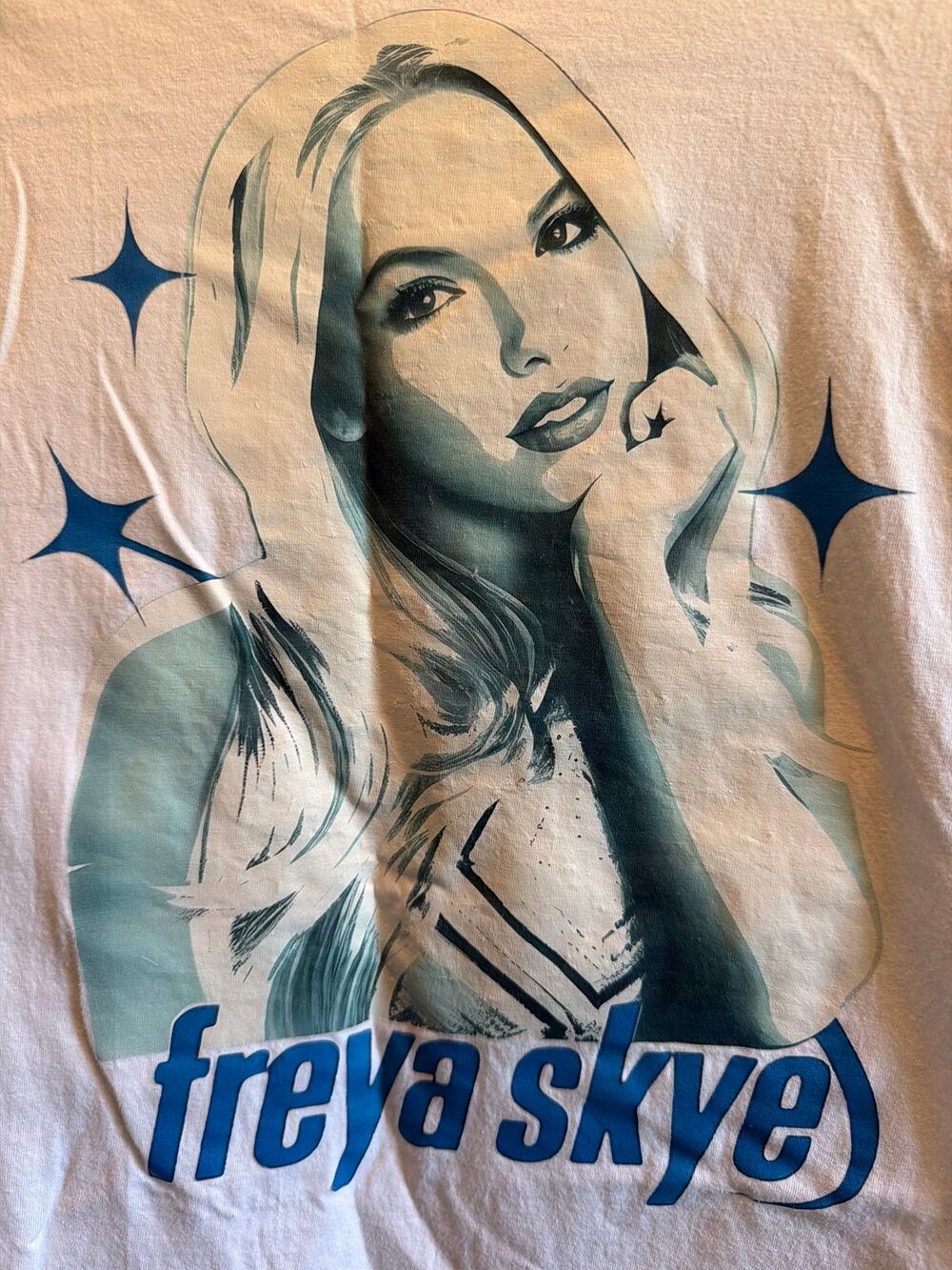 Freya Skye Stars Align Descendants Zombies Worlds Collide Crop T-Shirt